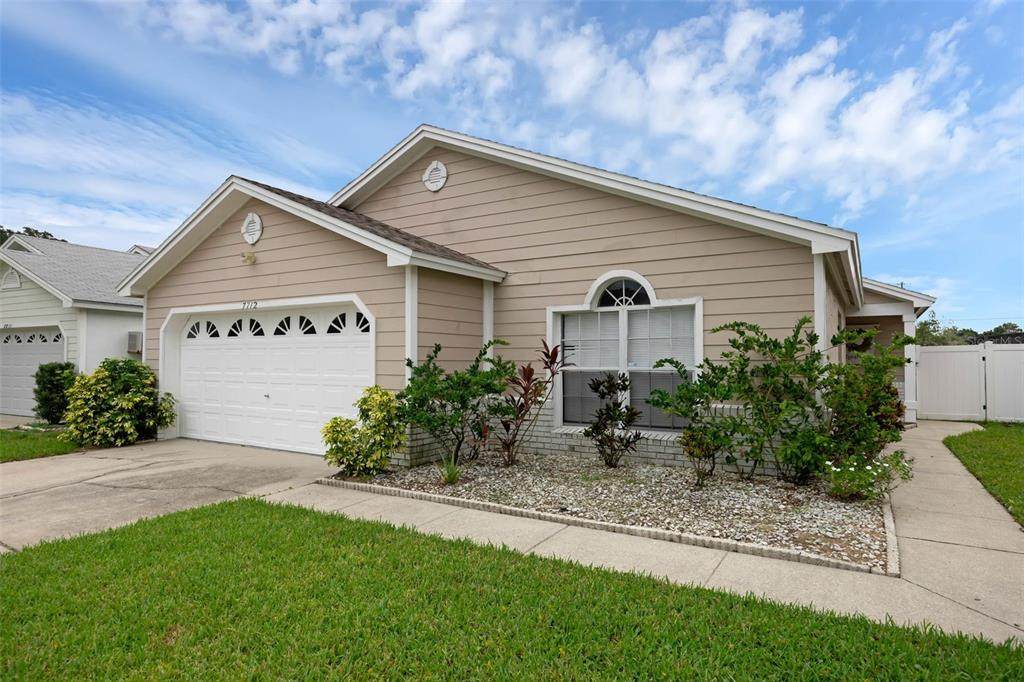 7712 Water Oak Court - Photo 1