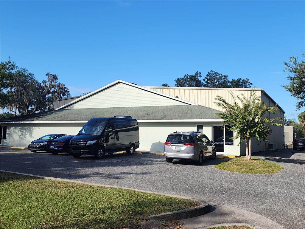 711 N 3Rd St - Photo 1