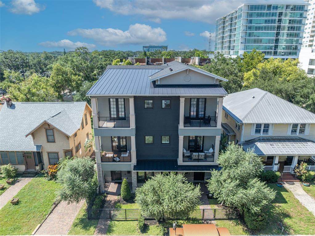 622 Central Boulevard - Photo 1