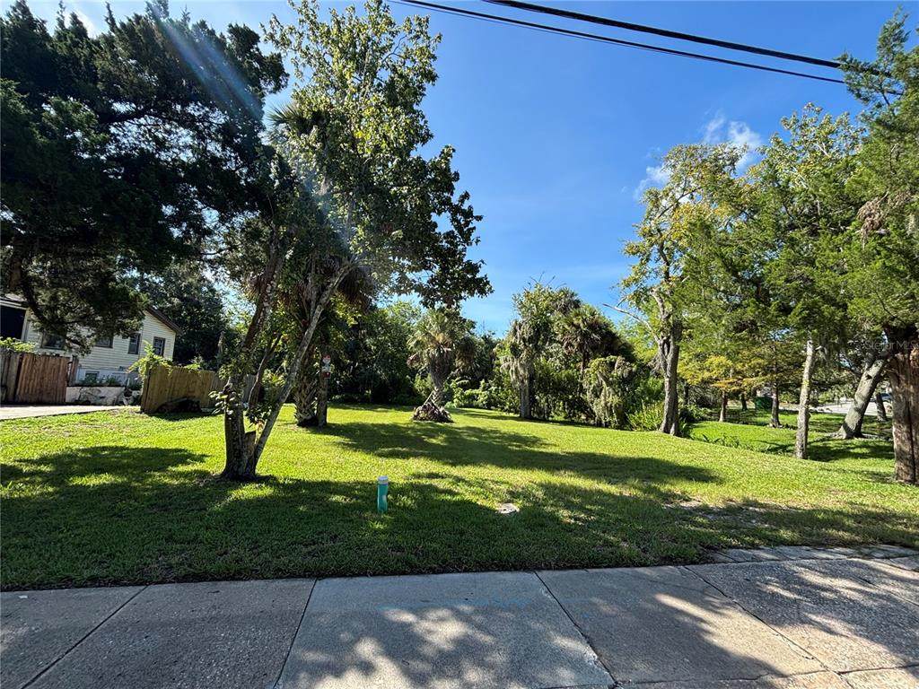 218 Herbert Street - Photo 1