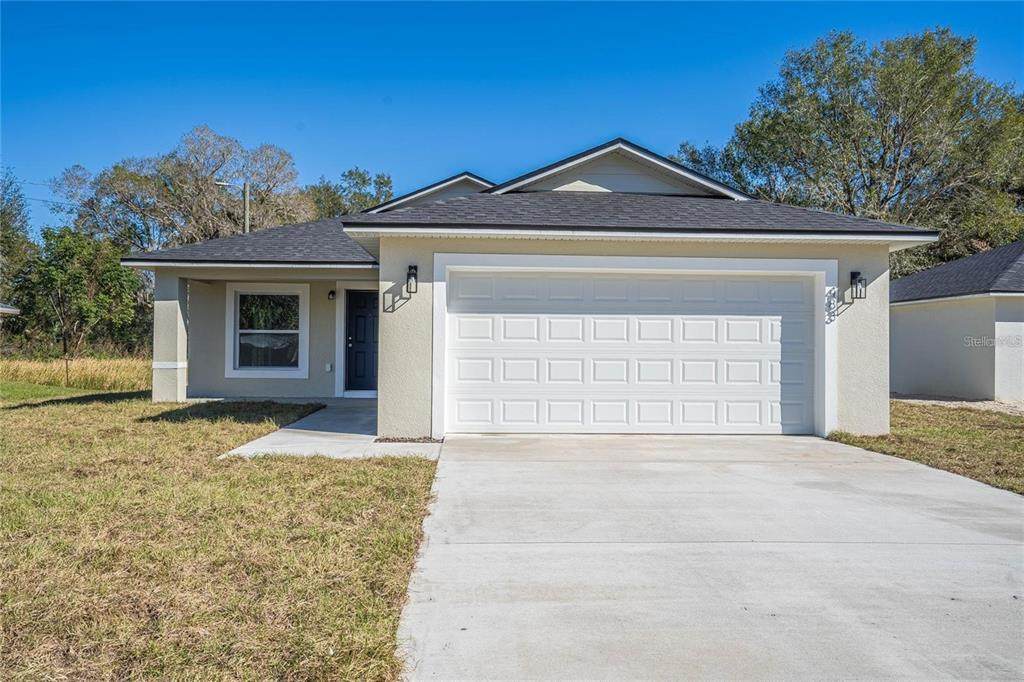 483 Oak Avenue - Photo 1