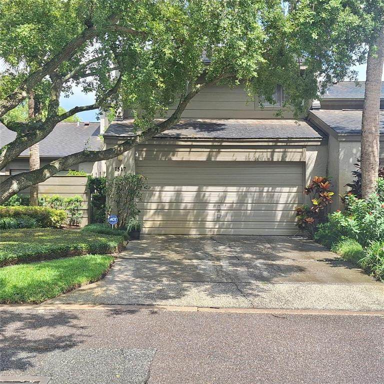 1517 Carolwood Boulevard - Photo 1