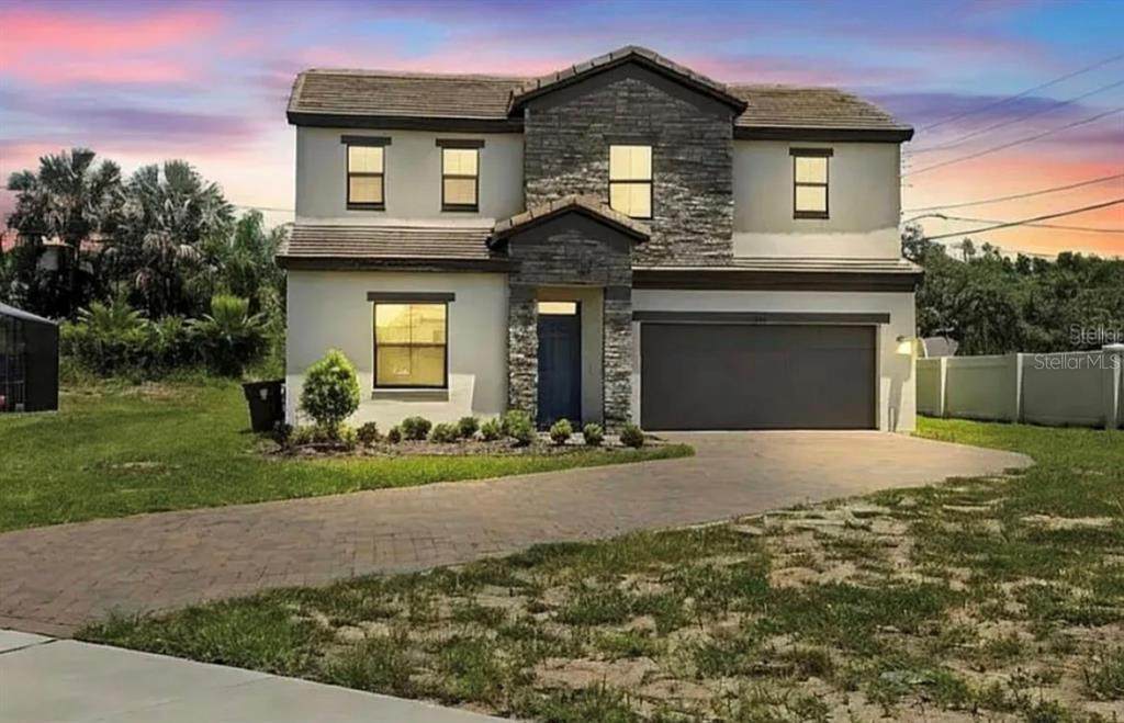 233 Macaulay S Cove - Photo 1