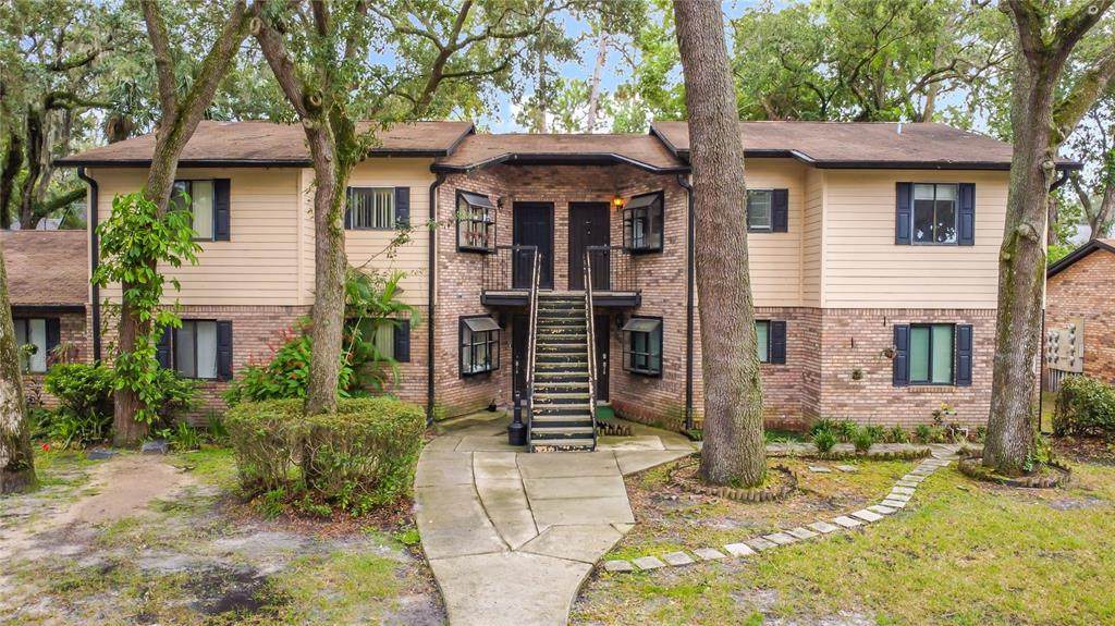 1736 Foxhall Circle - Photo 1