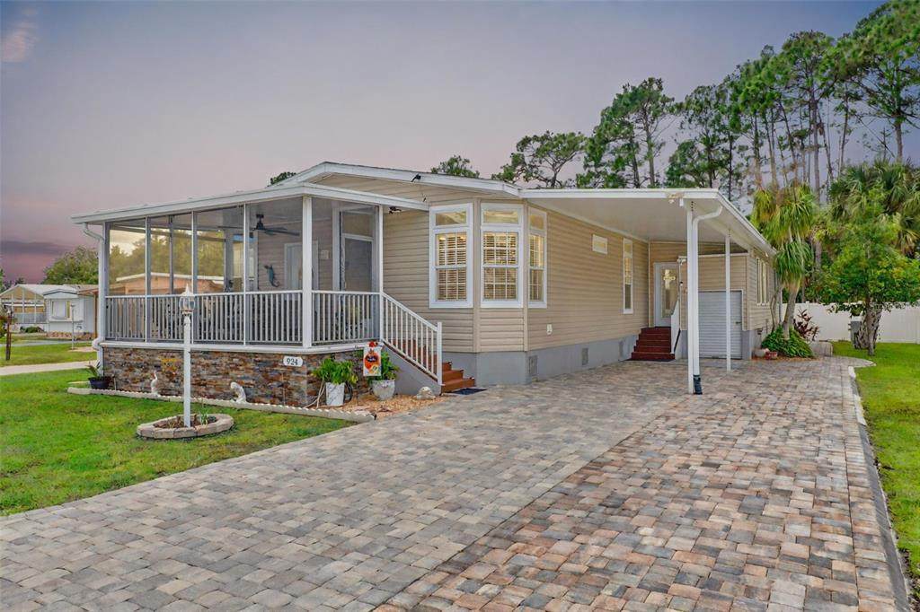 924 Blue Heron Boulevard - Photo 1