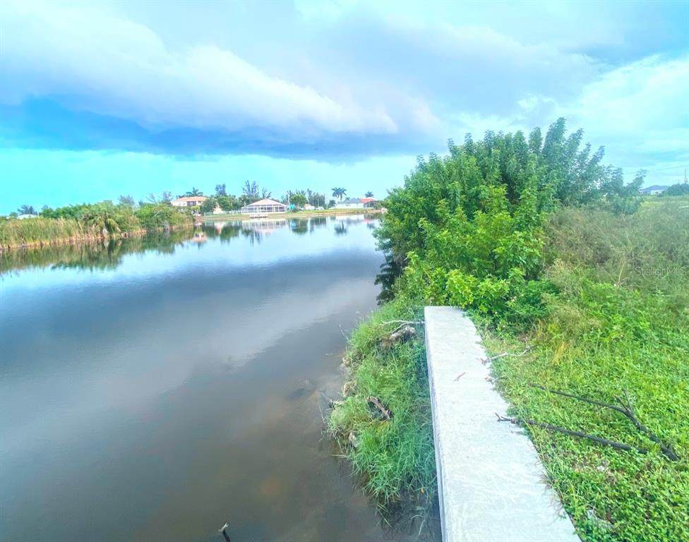  809 NW 29TH AVE - Photo 1