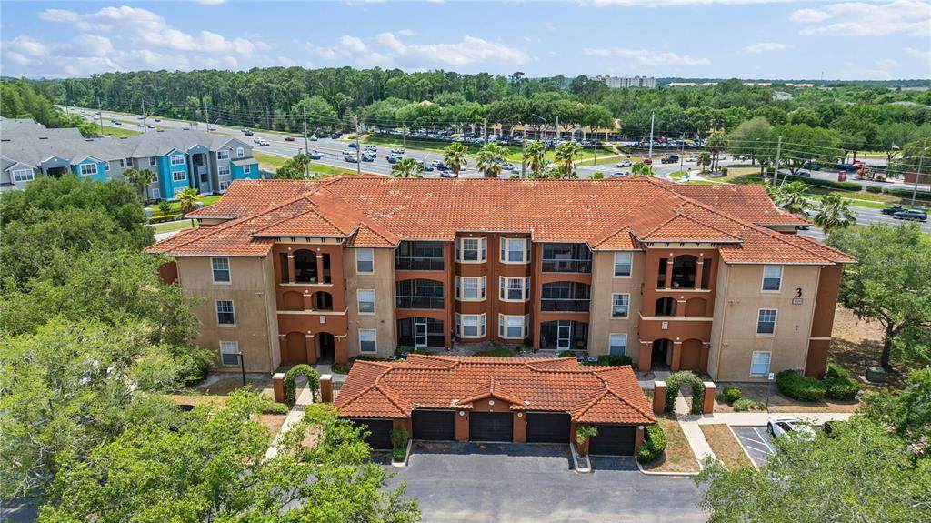 5560 Metrowest Boulevard - Photo 1