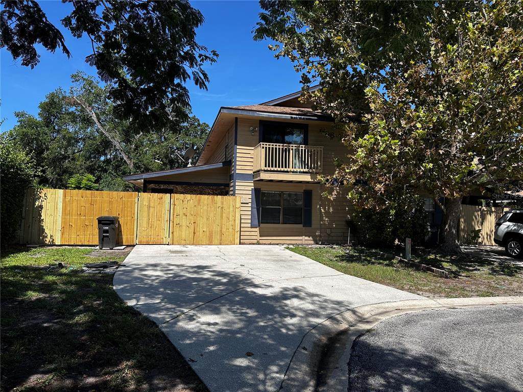 500 Yellowwood Court - Photo 1