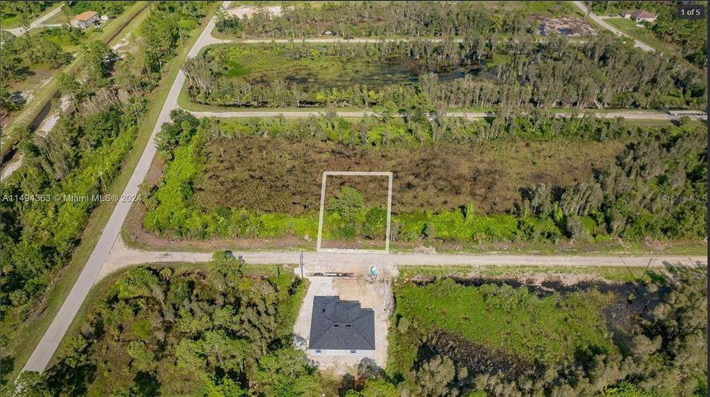 853 Belden Avenue - Photo 1