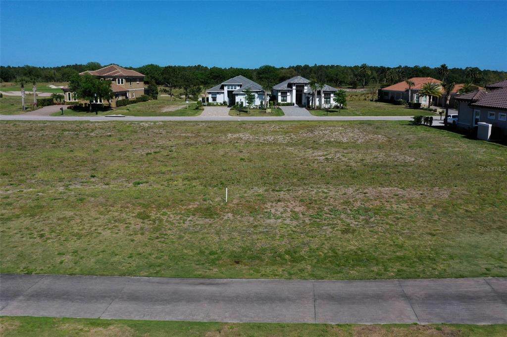 348 Hibiscus Way - Photo 1