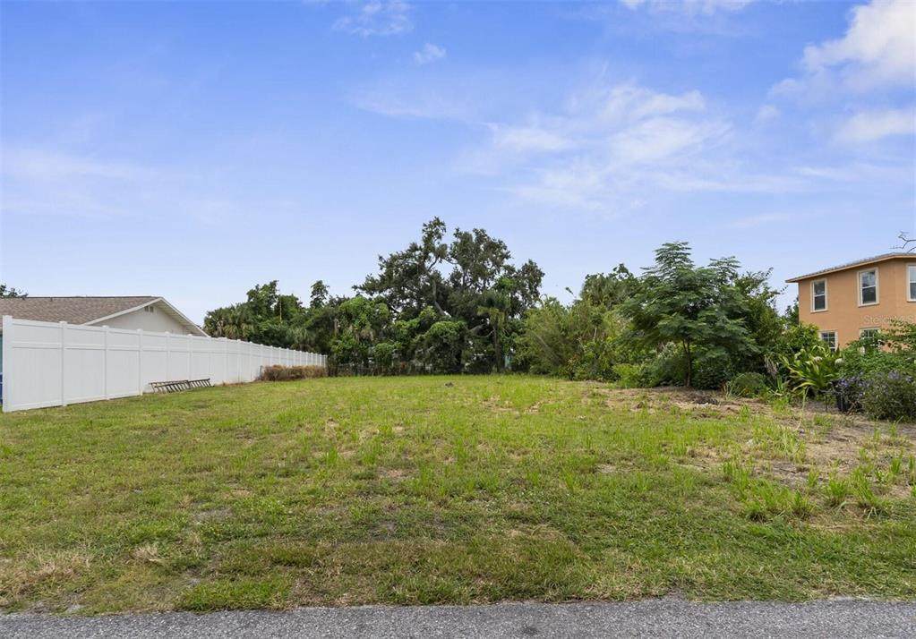 216 Pavonia Road - Photo 1