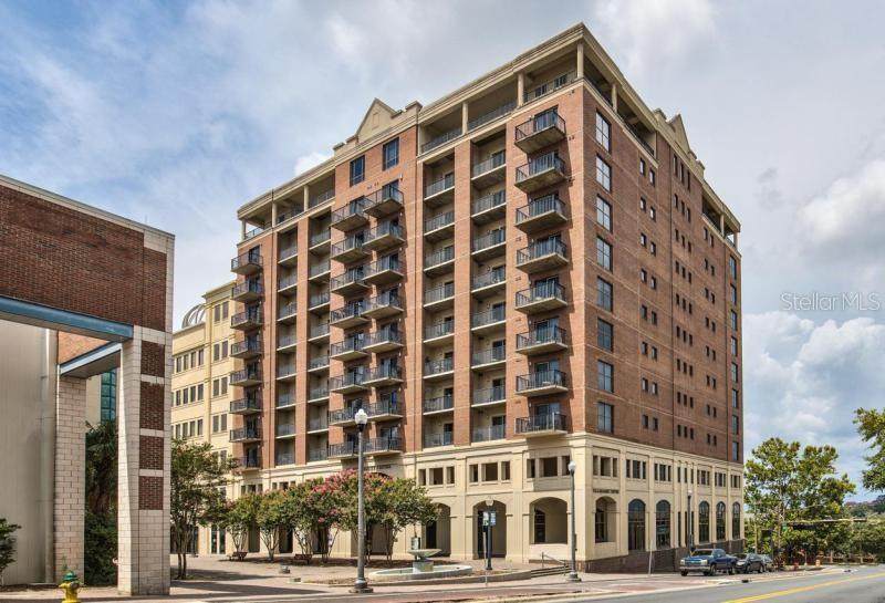 215 College Avenue - Photo 1