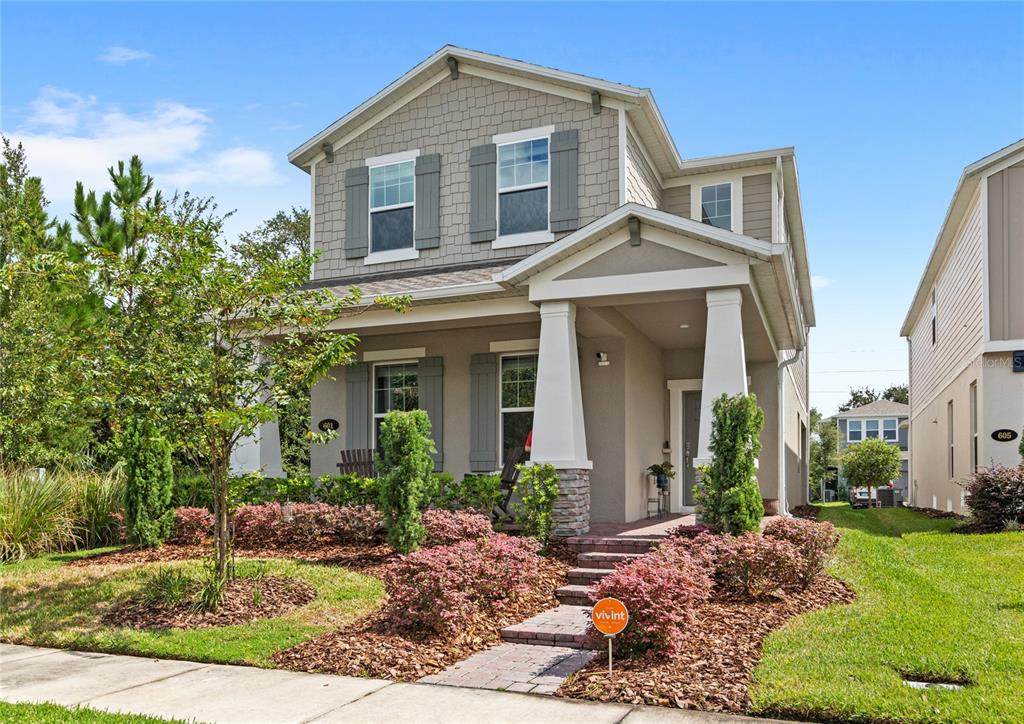 601 Becklow Street - Photo 1