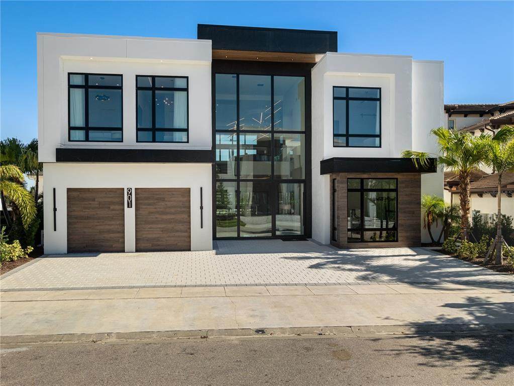 901 Golden Bear Drive - Photo 1