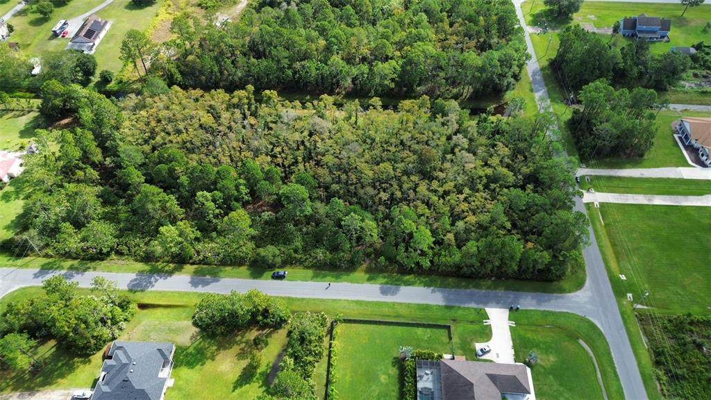  Bassett Avenue - Photo 1