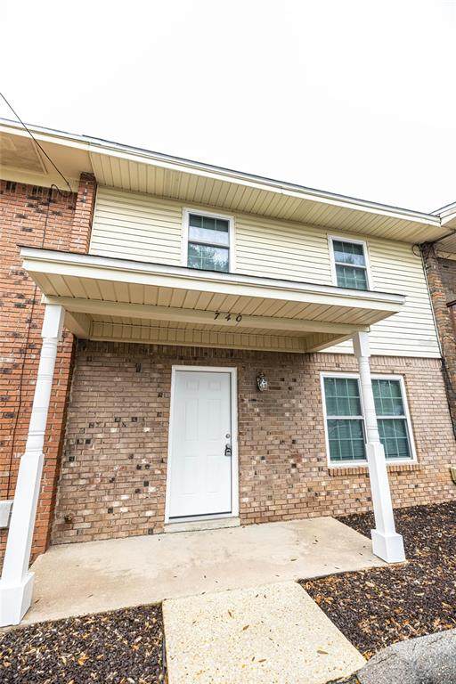 740 Fairfield Drive - Photo 1