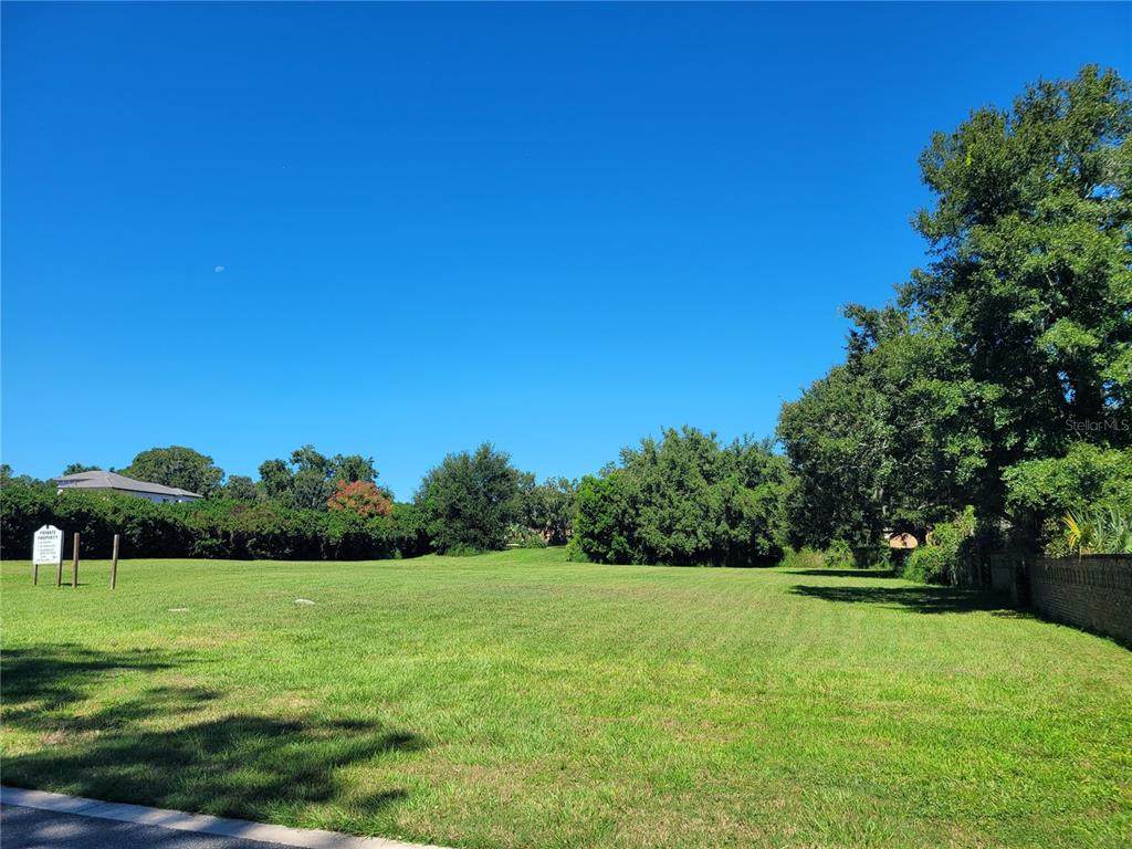 12213 Park Avenue - Photo 1