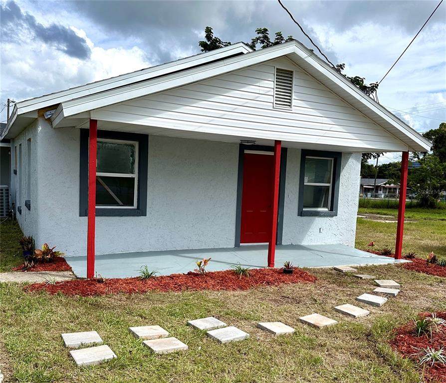 1016 Avenue A - Photo 1