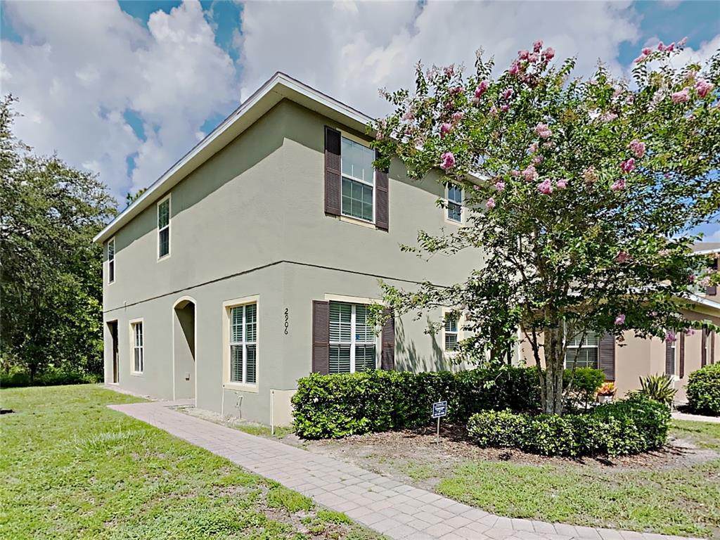 2906 Tanzanite Terrace - Photo 1