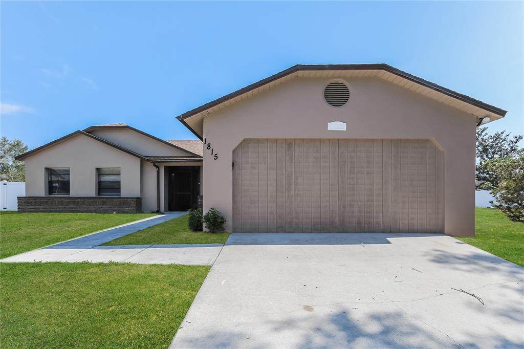 1815 Prairie Lake Boulevard - Photo 1