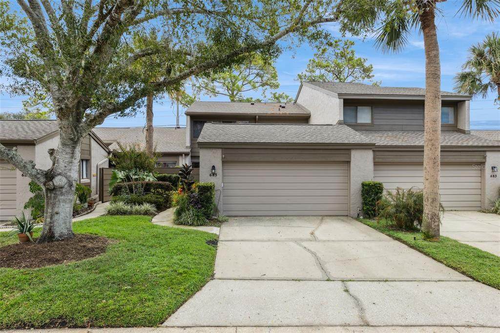 685 Woodridge Drive - Photo 1