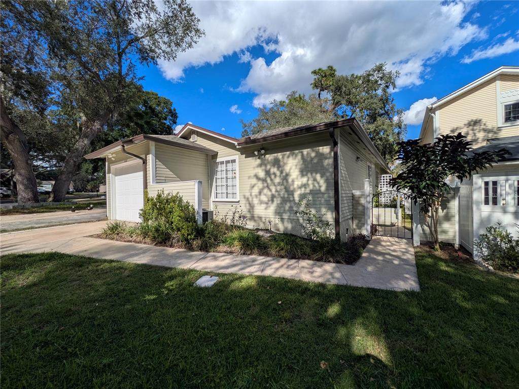 506 Harvard Place - Photo 1