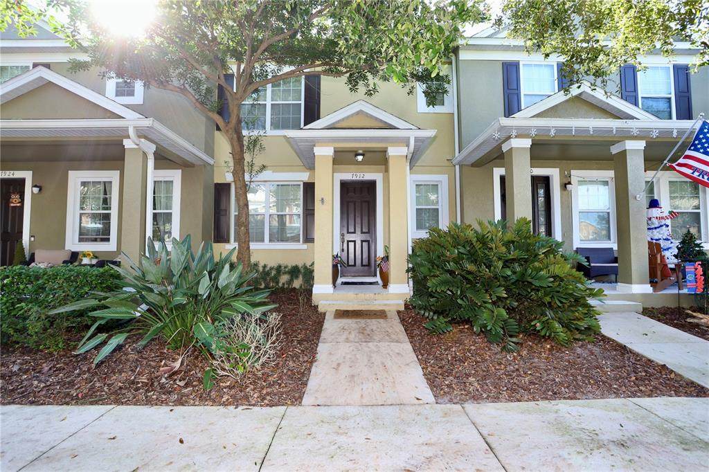 7912 Northlake Parkway - Photo 1