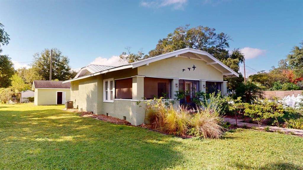 2010 Maple Avenue - Photo 1