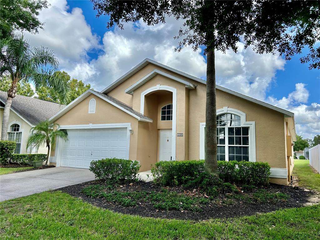 138 Grosvenor Loop - Photo 1