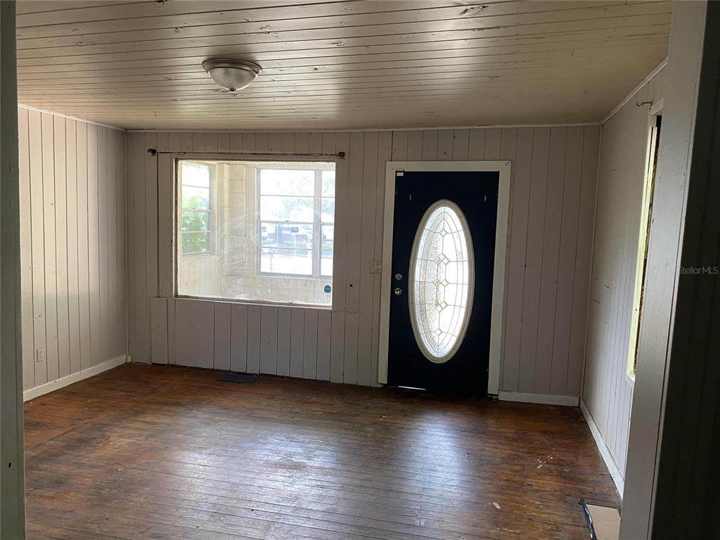 2604 Commonwealth Avenue - Photo 1