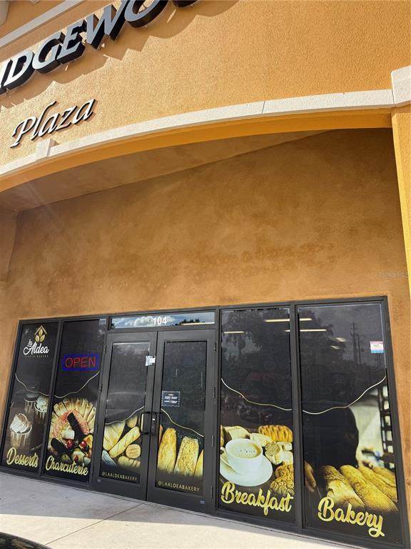 700 Ridgewood Ave - Photo 1