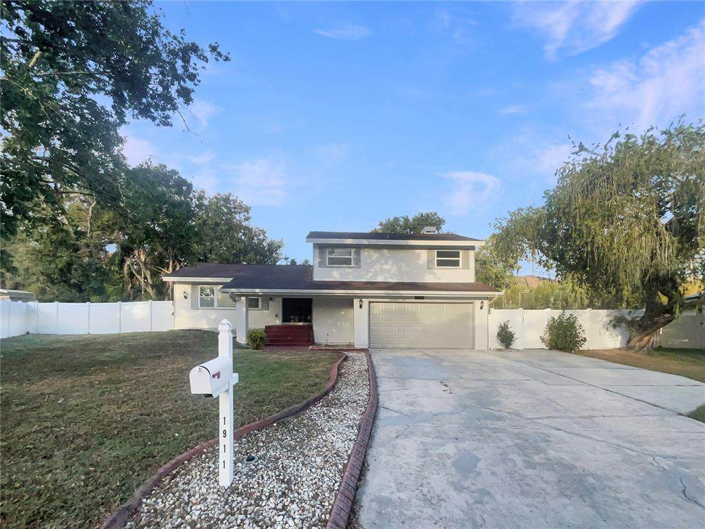 1911 Rambling Lane - Photo 1