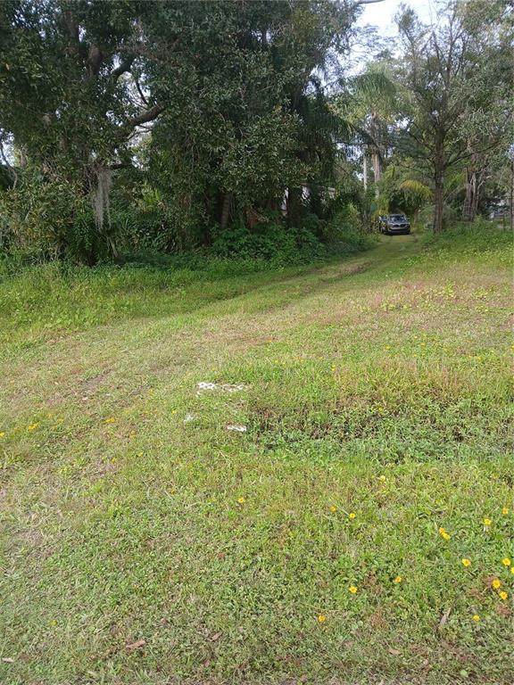 18565 16TH Avenue - Photo 1