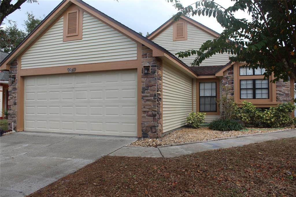 9869 Aloma Bend Lane - Photo 1