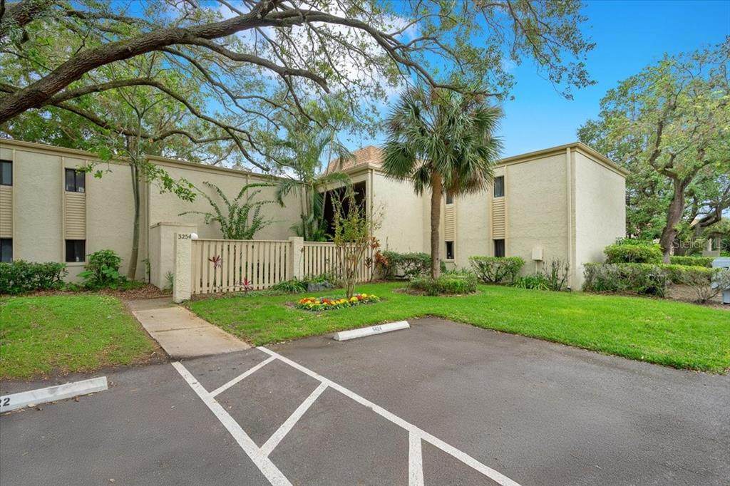3254 Semoran Boulevard - Photo 1