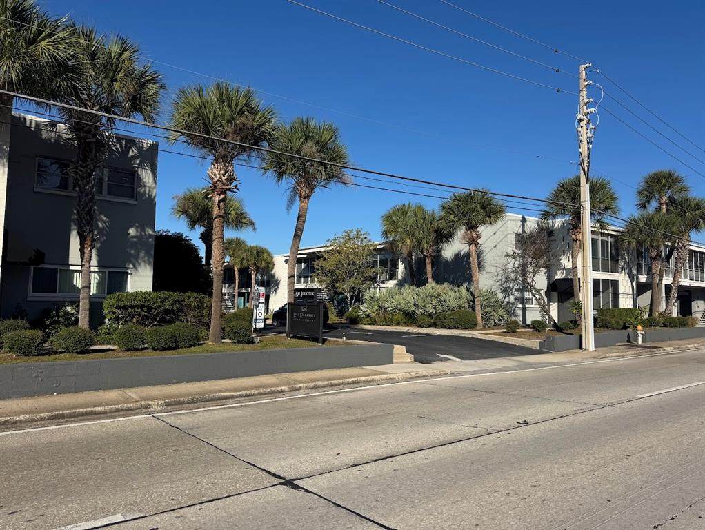 151 Orlando Avenue - Photo 1