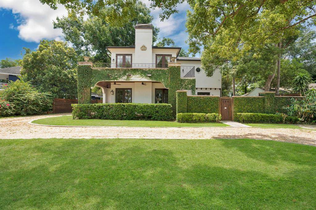 300 Killarney Drive - Photo 1