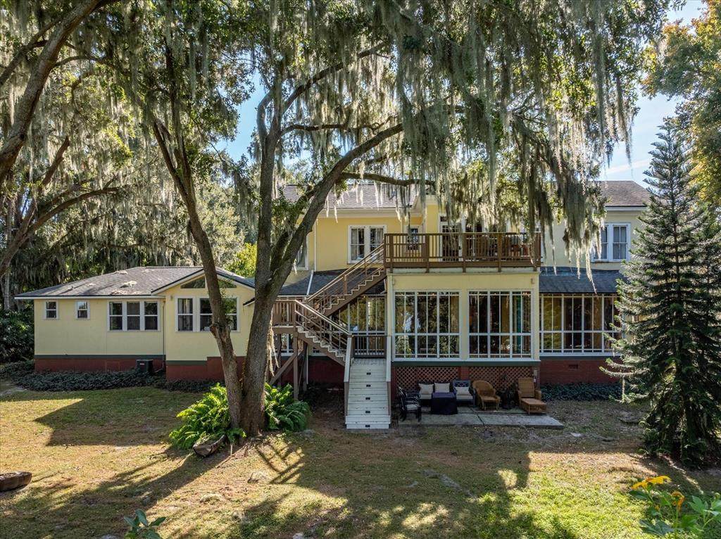 620 Tubb Street - Photo 1