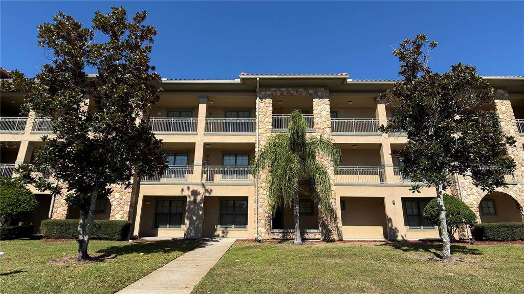 901 Charo Parkway - Photo 1