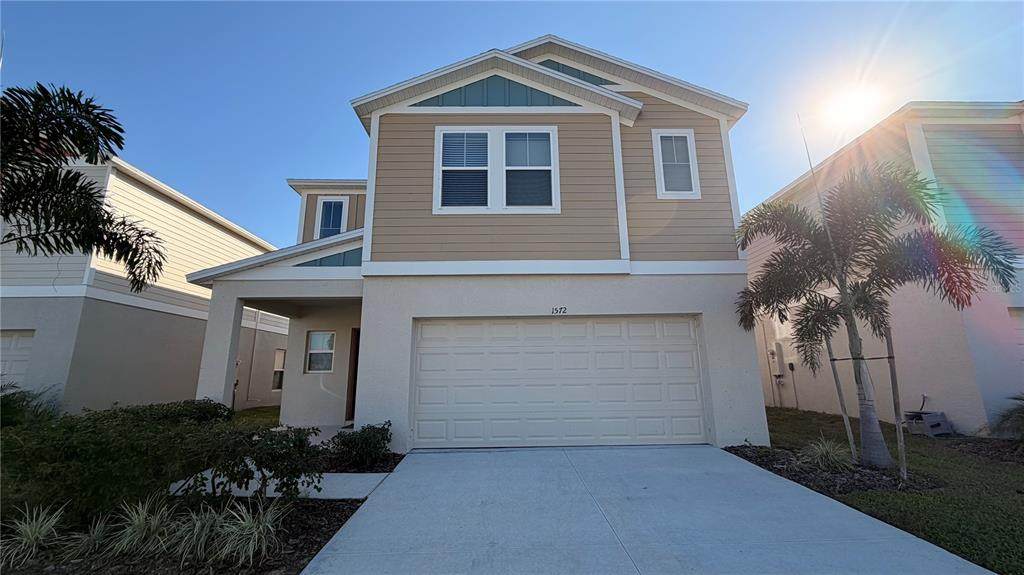 1572 Ellesmere Avenue - Photo 1