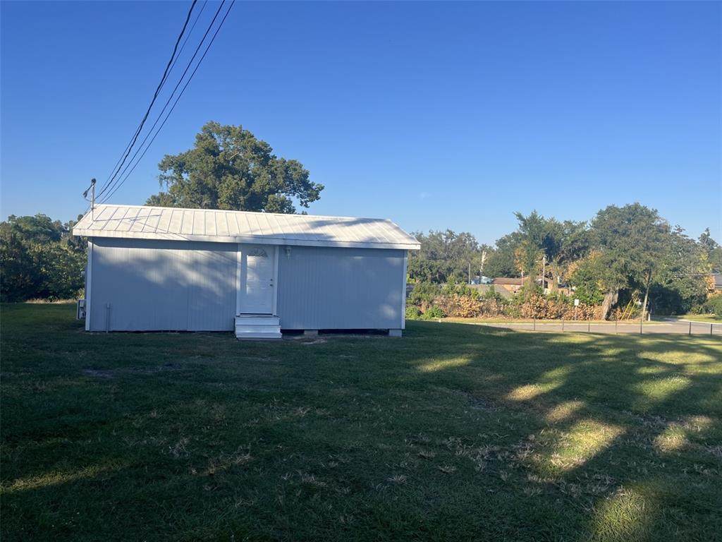 648 1 Street - Photo 1