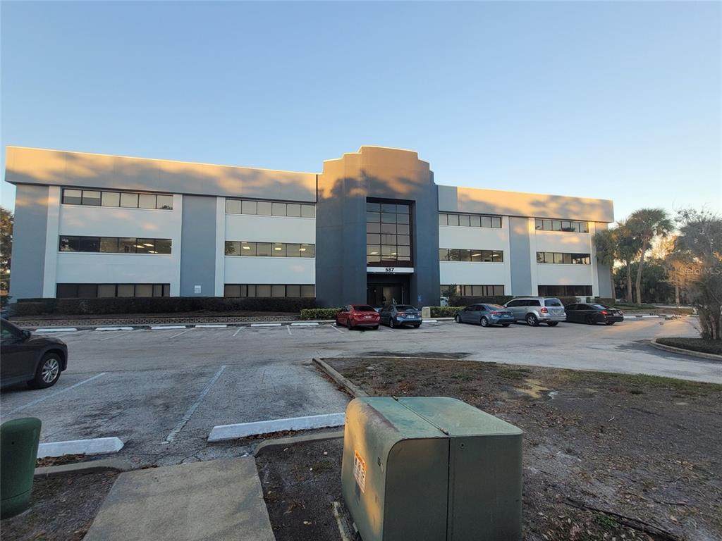 587 State Road 434 - Photo 1