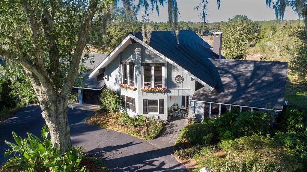 9807 Wedgewood Lane - Photo 1