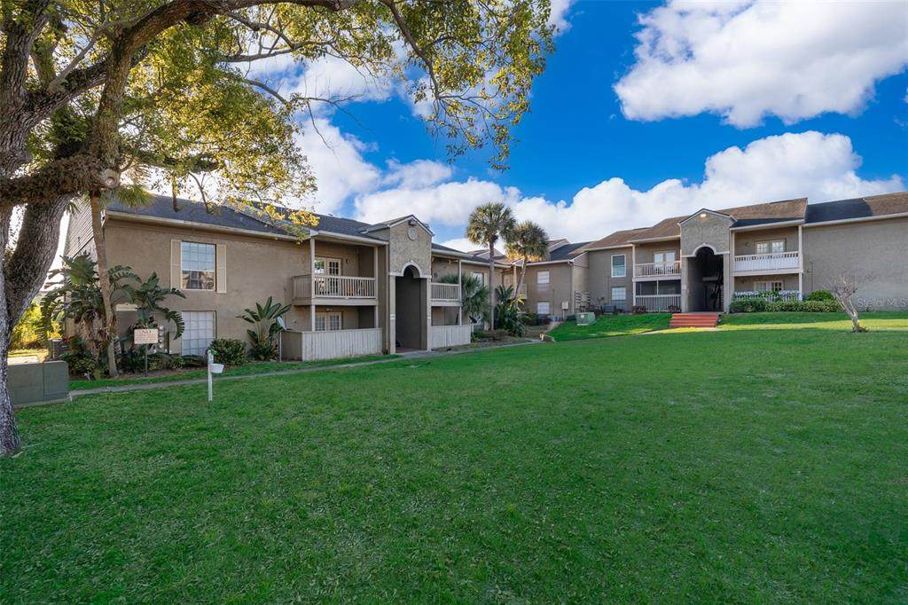 305 Wymore Road - Photo 1