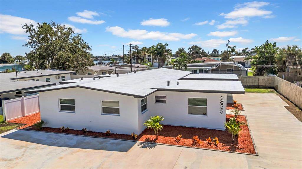 6855 Gulf Winds Drive - Photo 1