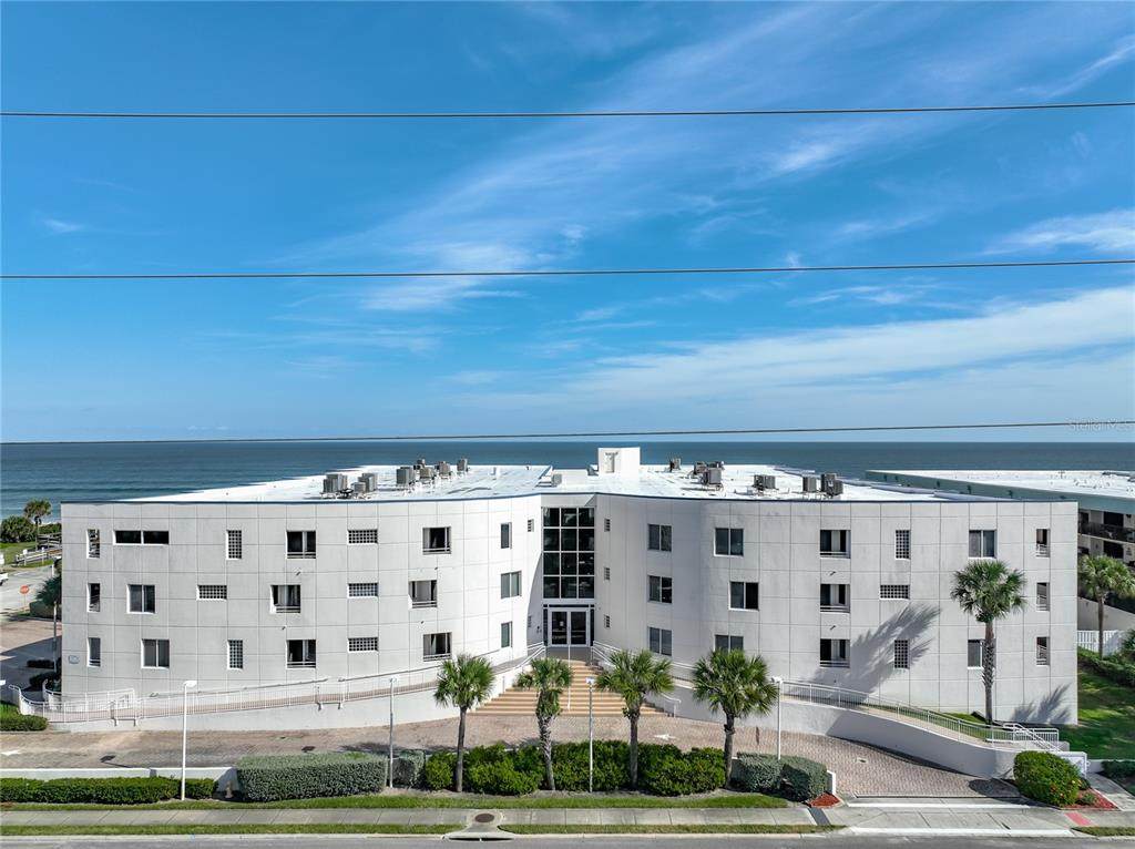 601 Miramar Avenue - Photo 1