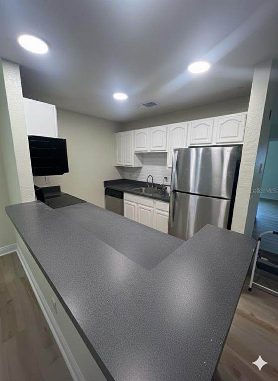 900 Peninsula Drive - Photo 1