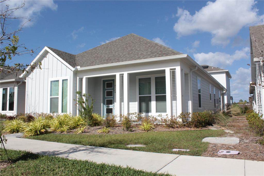 3126 Voyager Avenue - Photo 1