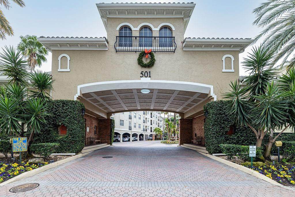 501 Knights Run Avenue - Photo 1