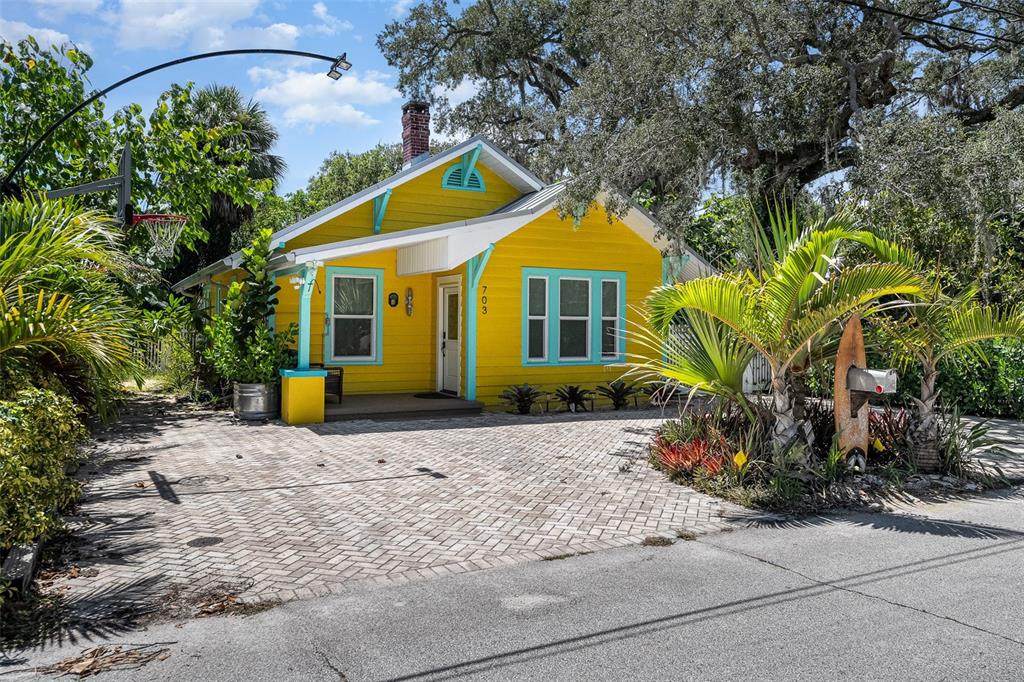 703 Shady Lane - Photo 1